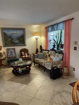 Photo #2: 250043954 Listing