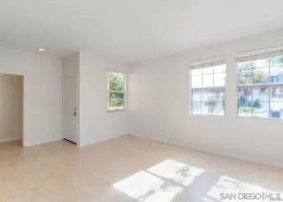 Photo #4: 250043976 Listing 