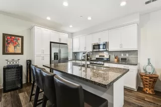 Photo #4: 250043991 Listing 