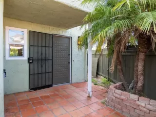 Photo #2: 250044043 Listing