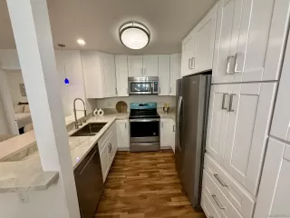 Photo #4: 250044109 Listing