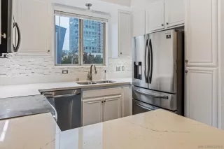 Photo #6: 250044160 Listing