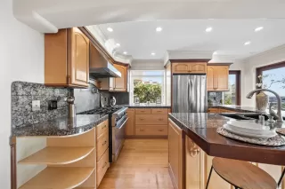 Photo #6: 250044165 Listing