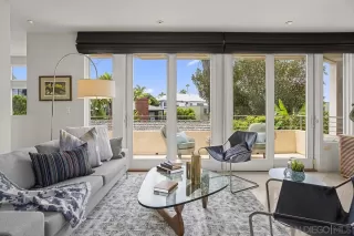 Photo #1: 250044179 Listing 