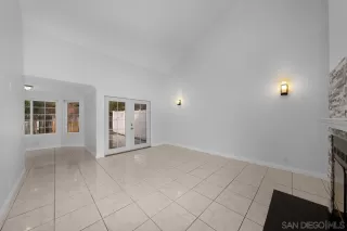 Photo #2: 250044189 Listing