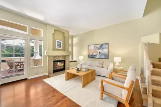 Photo #5: 250044236 Listing