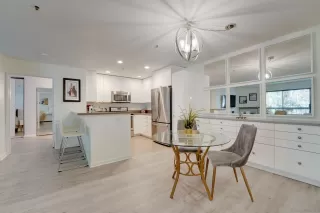 Photo #2: 250044267 Listing 