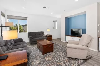 Photo #3: 250044279 Listing 