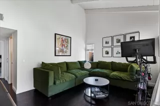 Photo #5: 250044283 Listing 