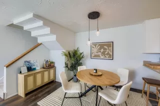 Photo #2: 250044286 Listing