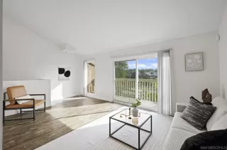 Photo #1: 250044290 Listing