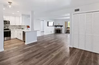 Photo #2: 250044301 Listing 