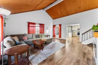 Photo #5: 250044306 Listing