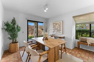 Photo #4: 250044336 Listing