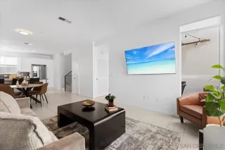 Photo #3: 250044338 Listing 