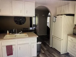 Photo #2: 250044340 Listing