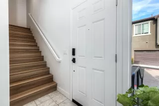 Photo #2: 250044342 Listing