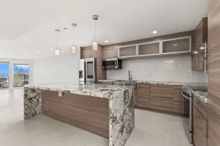 Photo #1: 250044344 Listing