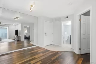 Photo #2: 250044346 Listing