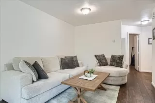 Photo #2: 250044364 Listing 