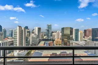 More Details about MLS # 250044369 : 700 FRONT ST UNIT 2105