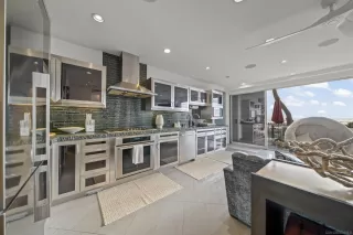 Photo #4: 250044381 Listing