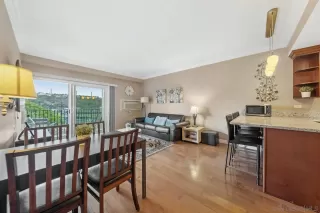 Photo #5: 250044413 Listing 