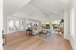 Photo #6: 250044462 Listing 