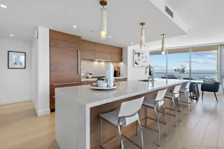 Photo #3: 250044479 Listing