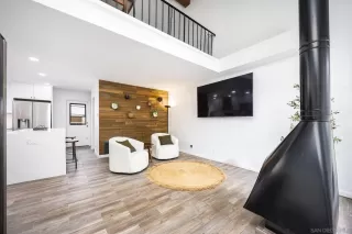 Photo #2: 250044483 Listing