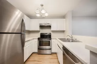 Photo #6: 250044489 Listing 