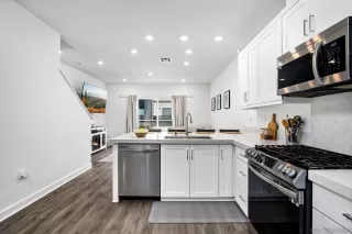 Photo #4: 250044492 Listing 