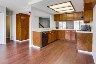 Photo #4: 250044551 Listing 