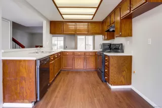 Photo #5: 250044551 Listing 