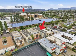 Photo #1: 250044601 Listing 