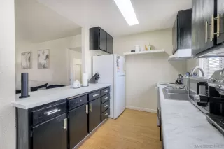 Photo #3: 250044618 Listing 