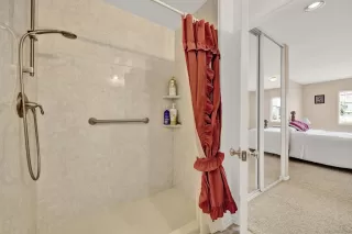 Photo #6: 250044621 Listing 