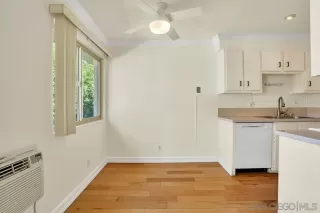 Photo #6: 250044623 Listing 