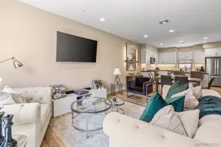 Photo #2: 250044624 Listing 