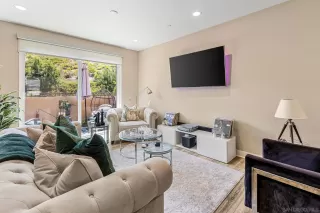 Photo #3: 250044624 Listing 