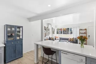 Photo #4: 250044669 Listing 