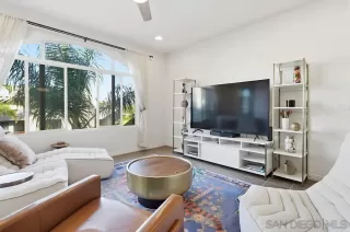 Photo #1: 250044680 Listing