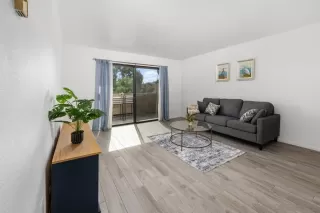 Photo #4: 250044695 Listing