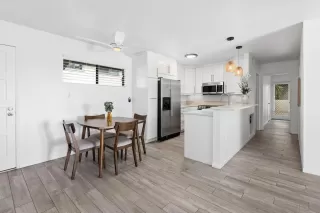 Photo #6: 250044695 Listing