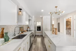 Photo #4: 250044702 Listing 