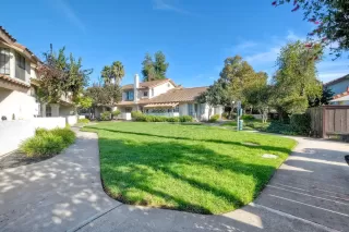 Photo #1: 250044712 Listing 