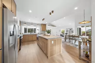 Photo #3: 250044727 Listing 