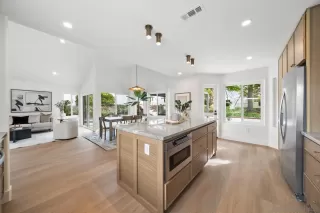 Photo #4: 250044727 Listing 