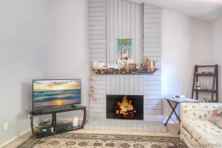 Photo #5: 250044730 Listing