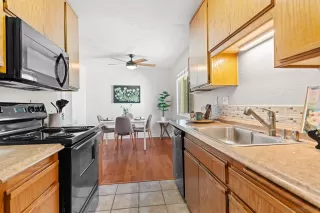 Photo #6: 250044752 Listing 